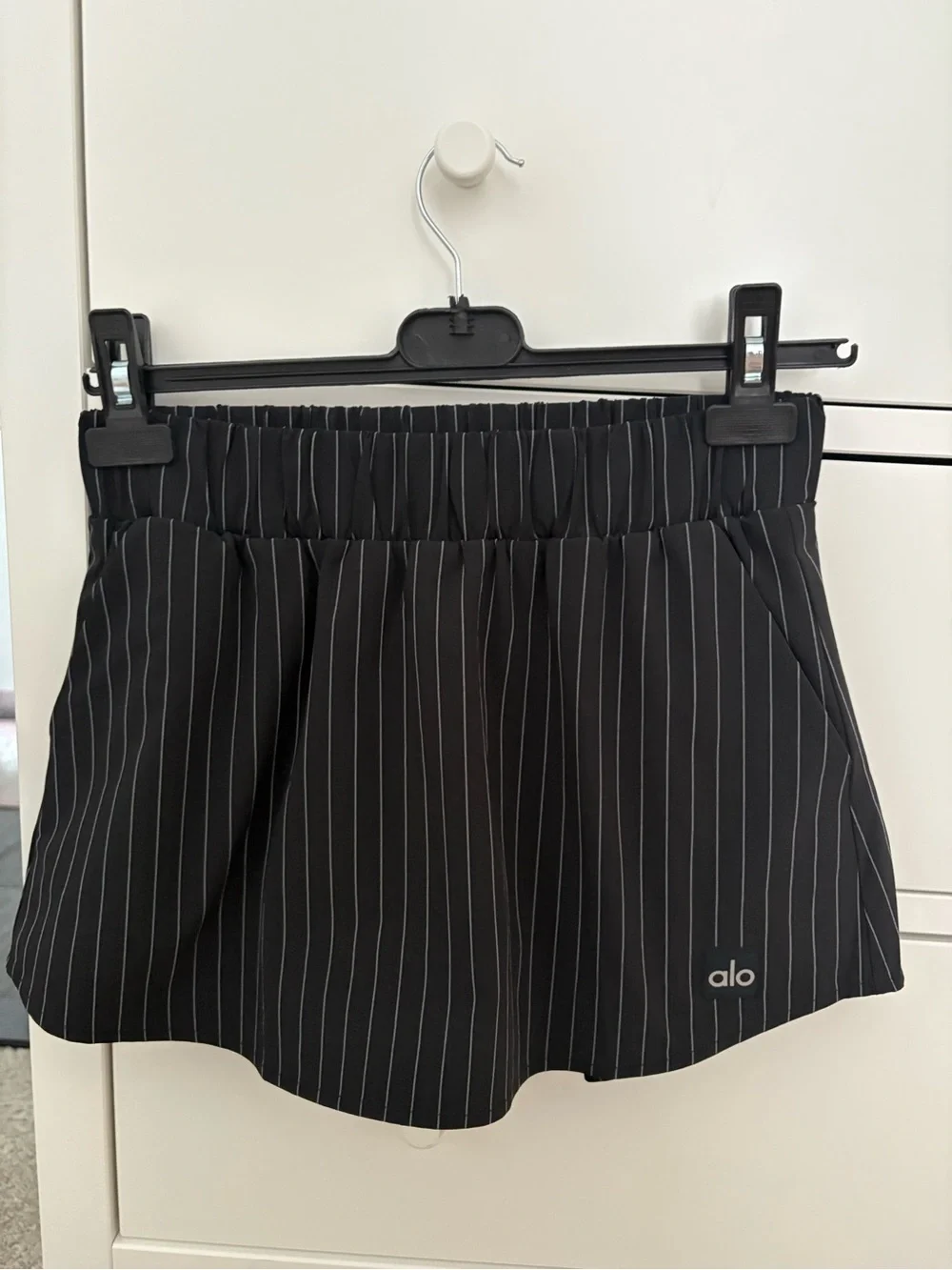 ALO Yoga black skort